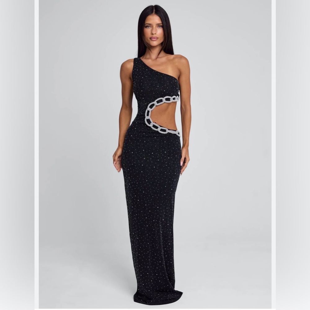Outcast Omrae Maxi Dress Black XXS One Shoulder Black Evening Gown Chain Cutout